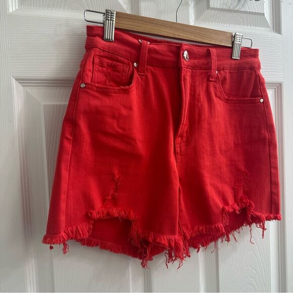Risen Jeans Fiesta Red Denim Frayed Shorts size small NWT - Picture 3 of 9